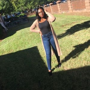 Meet your Posher, Clairissa